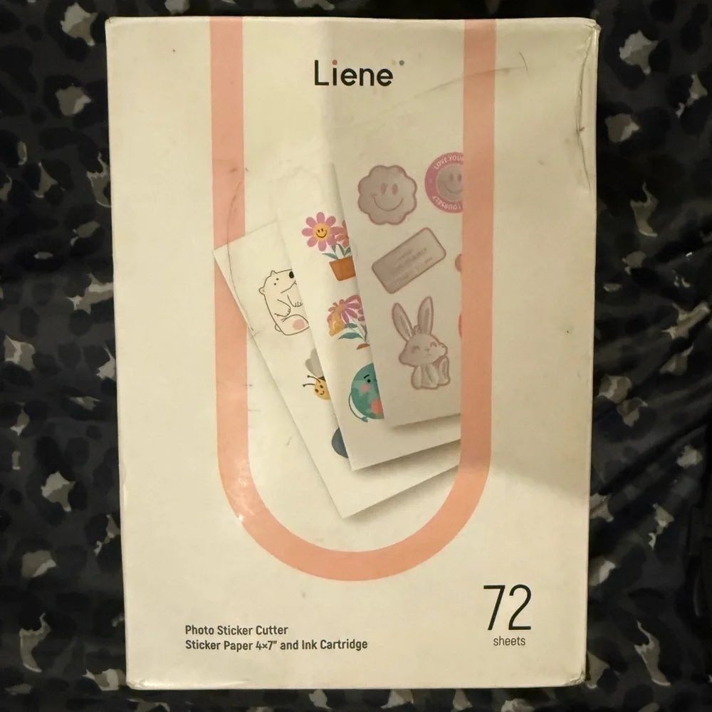Photo Sticker Cutter with Pink Accents